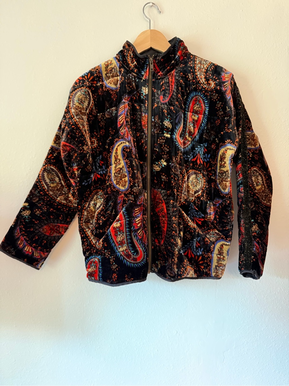 Johnny Was Sézana Quilted Bomber Jacket  Paisley Velvet Zip - Black Multi